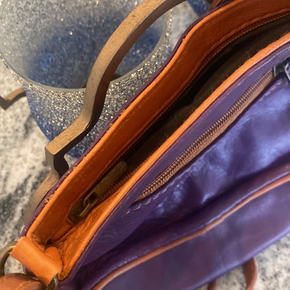 Purple Leather Crossbody with Tan Trim - Picture 5 of 7